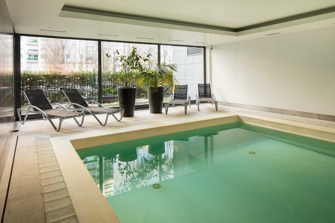 Skyscraper Riverview Lisbon With Indoor Pool 外观 照片